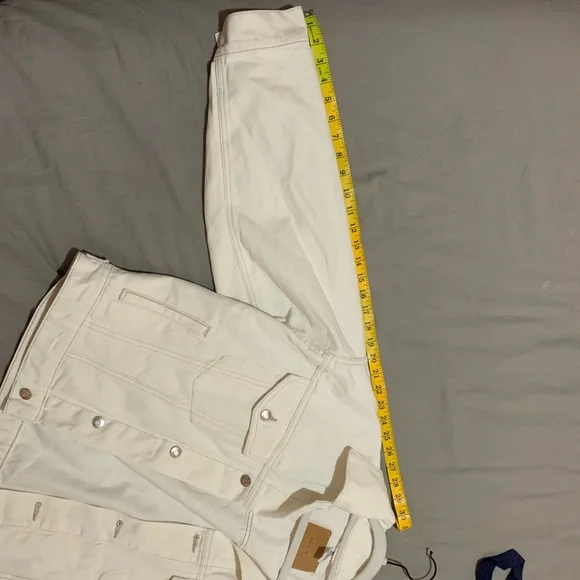 Oversize denim jacket - Picture 7 of 8